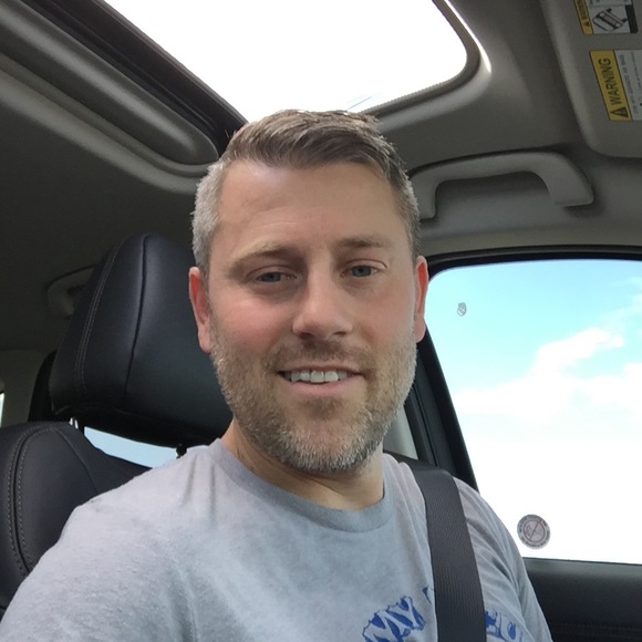 Meet your Posher, Josh - Picture 2 of 2